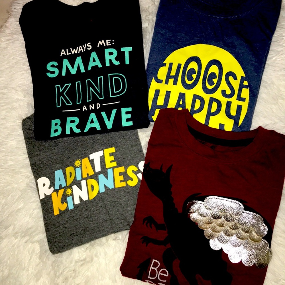 CAT & JACK LIKE NEW T SHIRT 4T BOYS LOT!!!